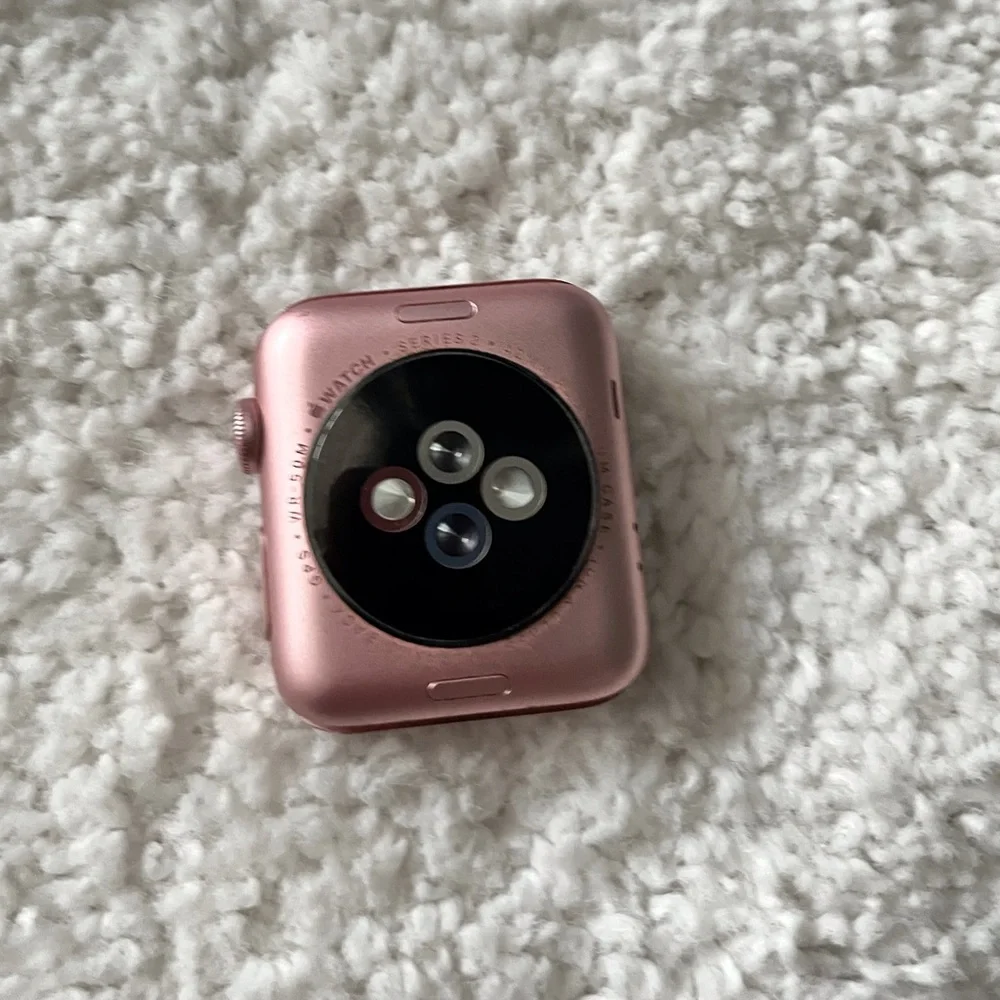 Apple Watch Series 2 42mm Aluminum Rose Gold Smartwatch